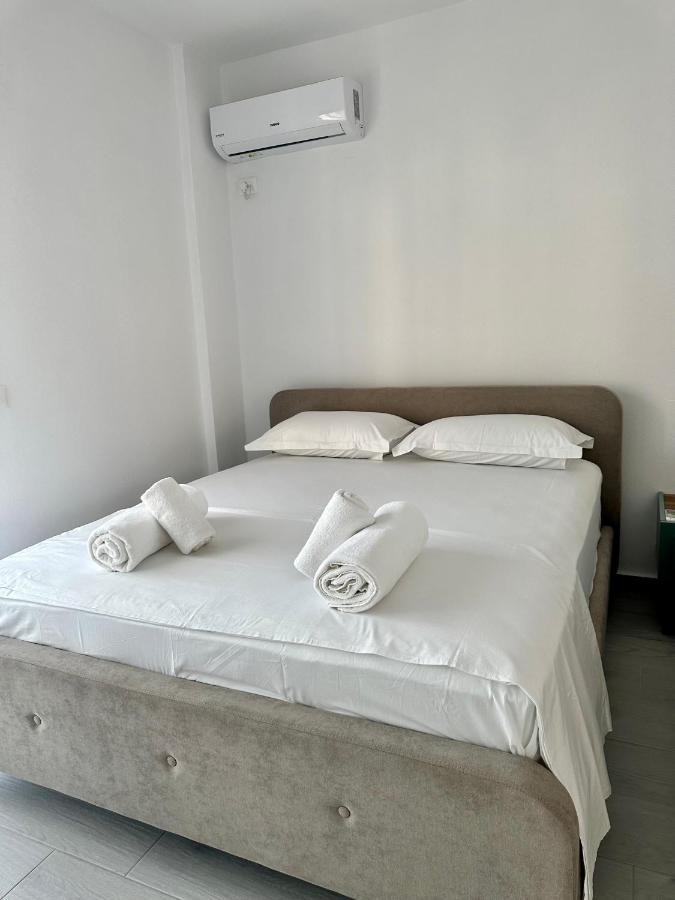 Duka Apartments Sarande Exterior photo