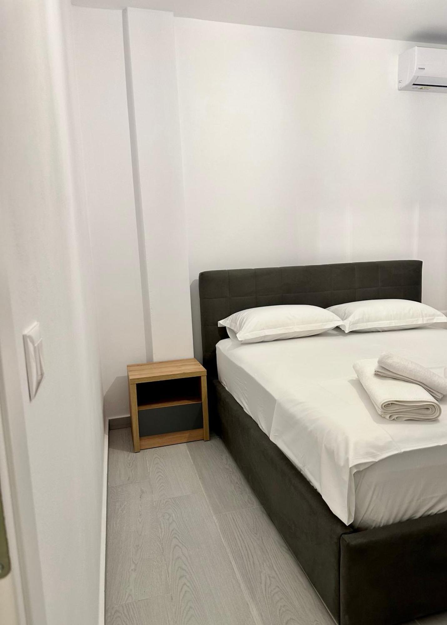 Duka Apartments Sarande Exterior photo