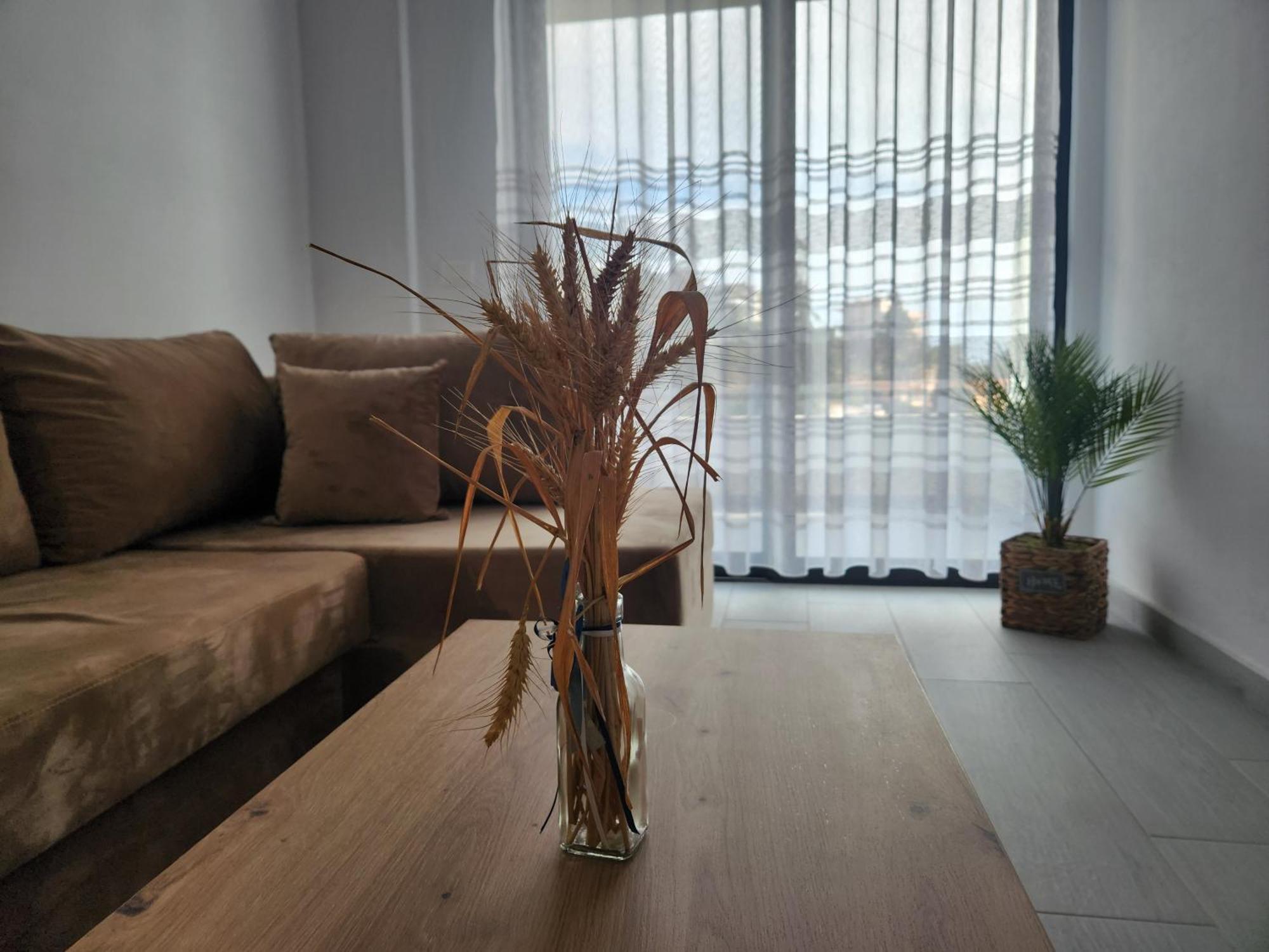 Duka Apartments Sarande Exterior photo