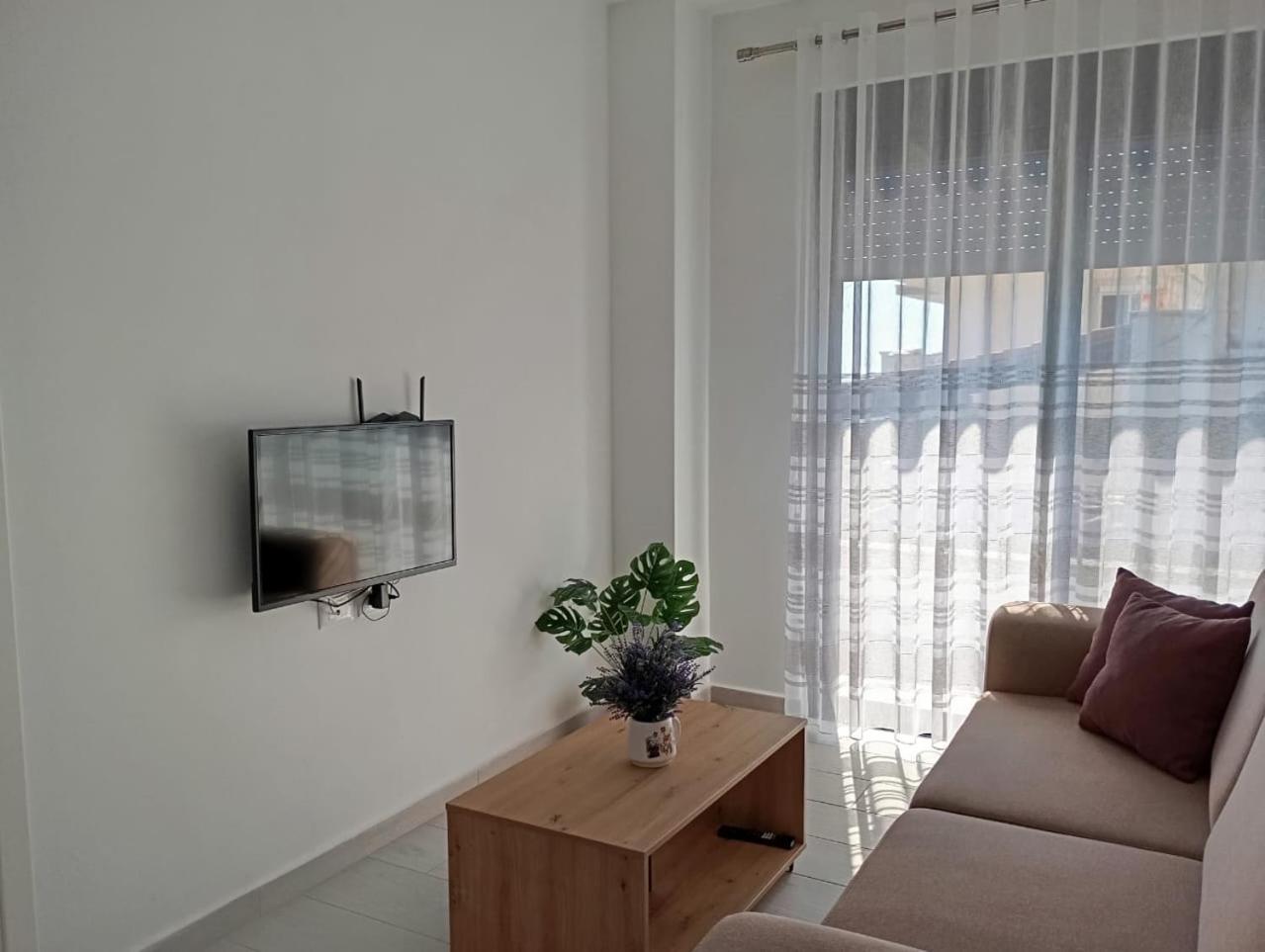 Duka Apartments Sarande Exterior photo